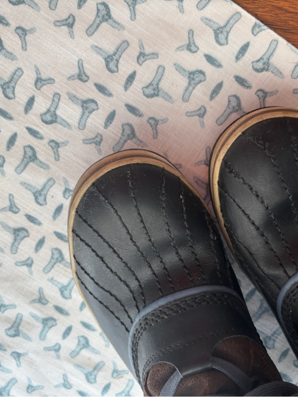 Sorel Brown and Tan Lace-Up Winter Boots 8 - Picture 9 of 9